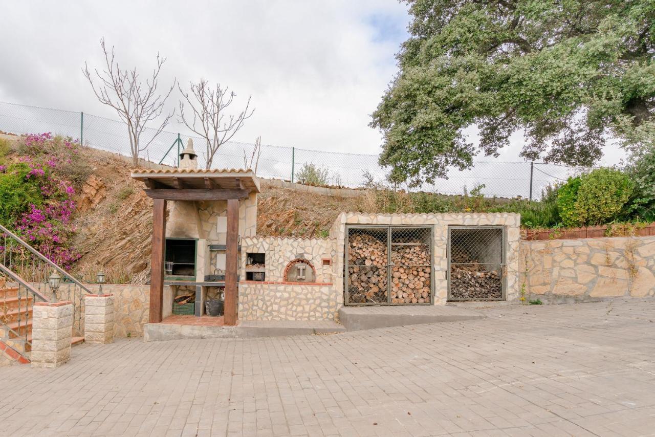 Cortijo La Encina Villa Sayalonga Ngoại thất bức ảnh