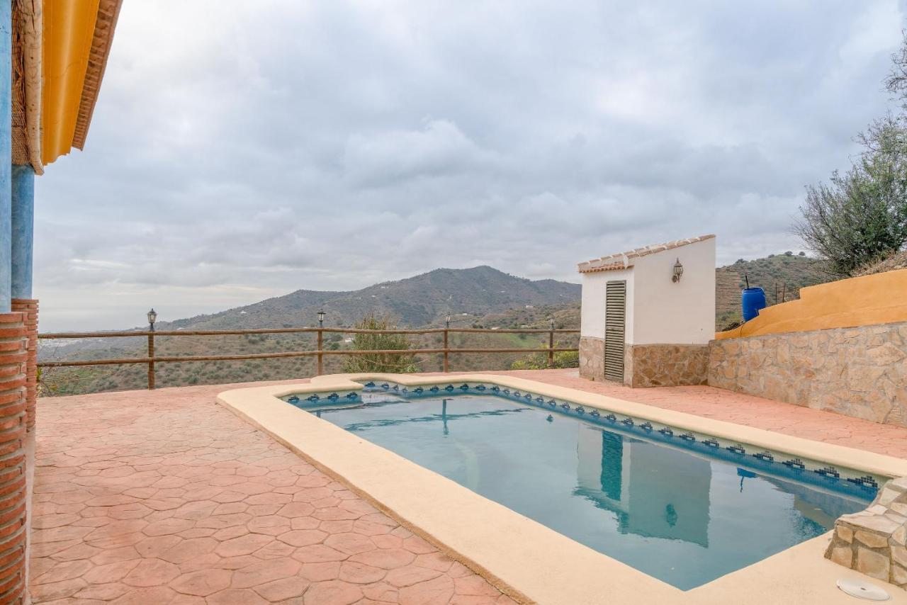 Cortijo La Encina Villa Sayalonga Ngoại thất bức ảnh